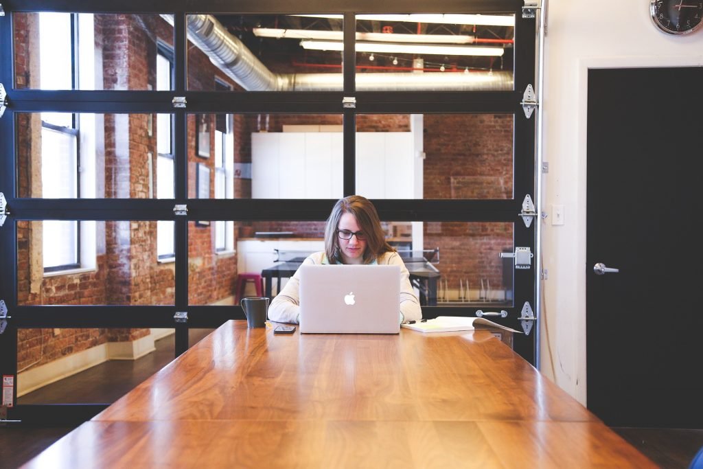 Research Paper Writers Use Technology for Improvement