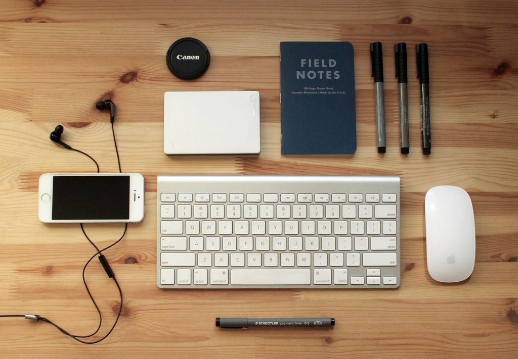 Smartphone and Gadget Use in 2026: Common Concerns and Practical Considerations Top 12 Must Have Gadgets for Students